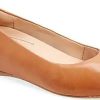 Femmes Jennifer Chamandi Chaussures En Cuir | Poppy A Bout Pointu En Beige Chez Nordstrom, Taille 7,5