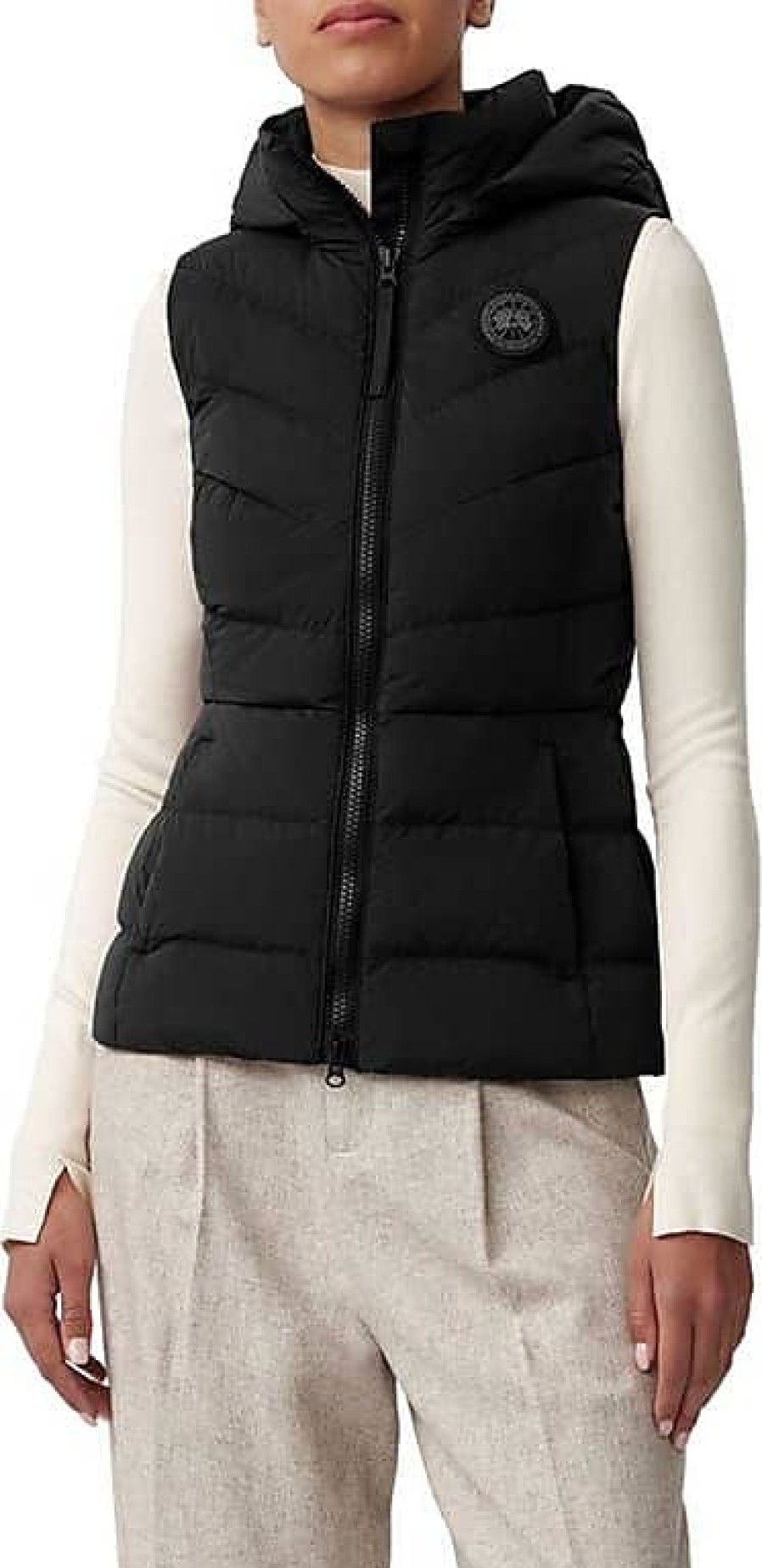 Femmes Moncler Gilets | Gilet En Duvet Clair 750 Fill Power En Noir - Noir Chez Nordstrom, Taille X-Small