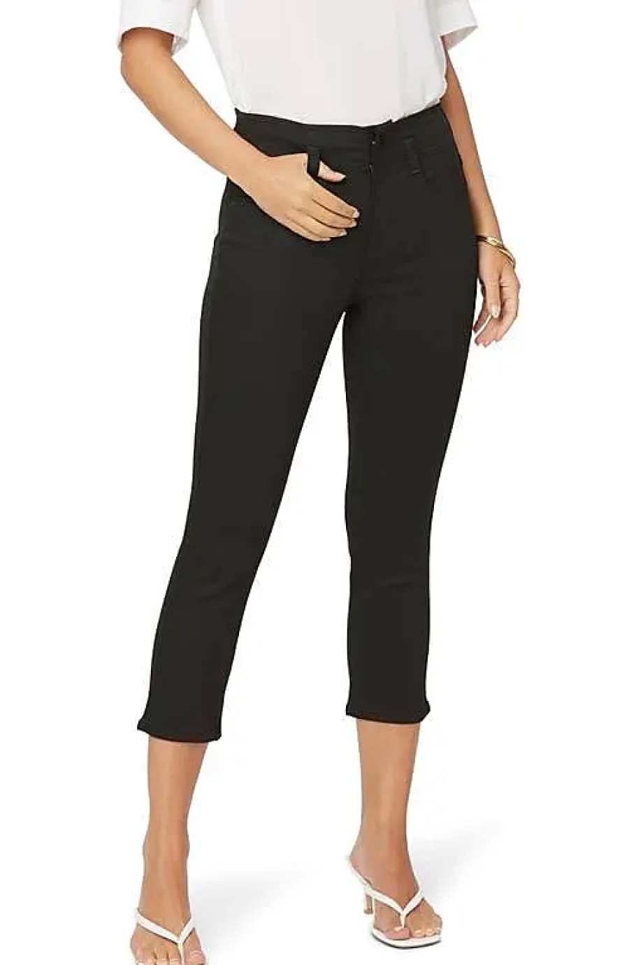 Femmes Exemple Jeans | Ami Capri Jeans En Noir Rincage Chez Nordstrom, Taille 18