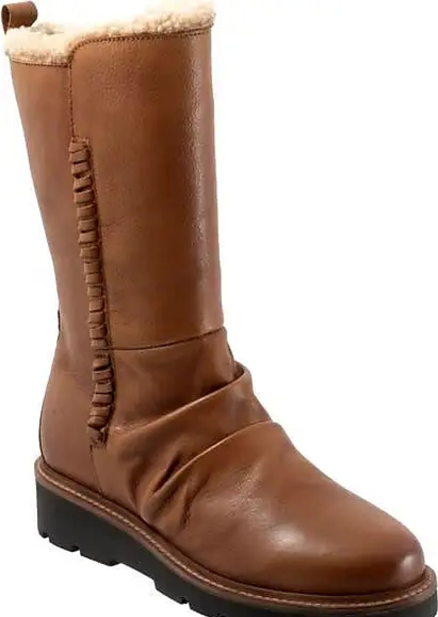 Femmes UGG Bottes | Botte Warner Lug Sole Dans Un Bagage Chez Nordstrom, Taille 10,5